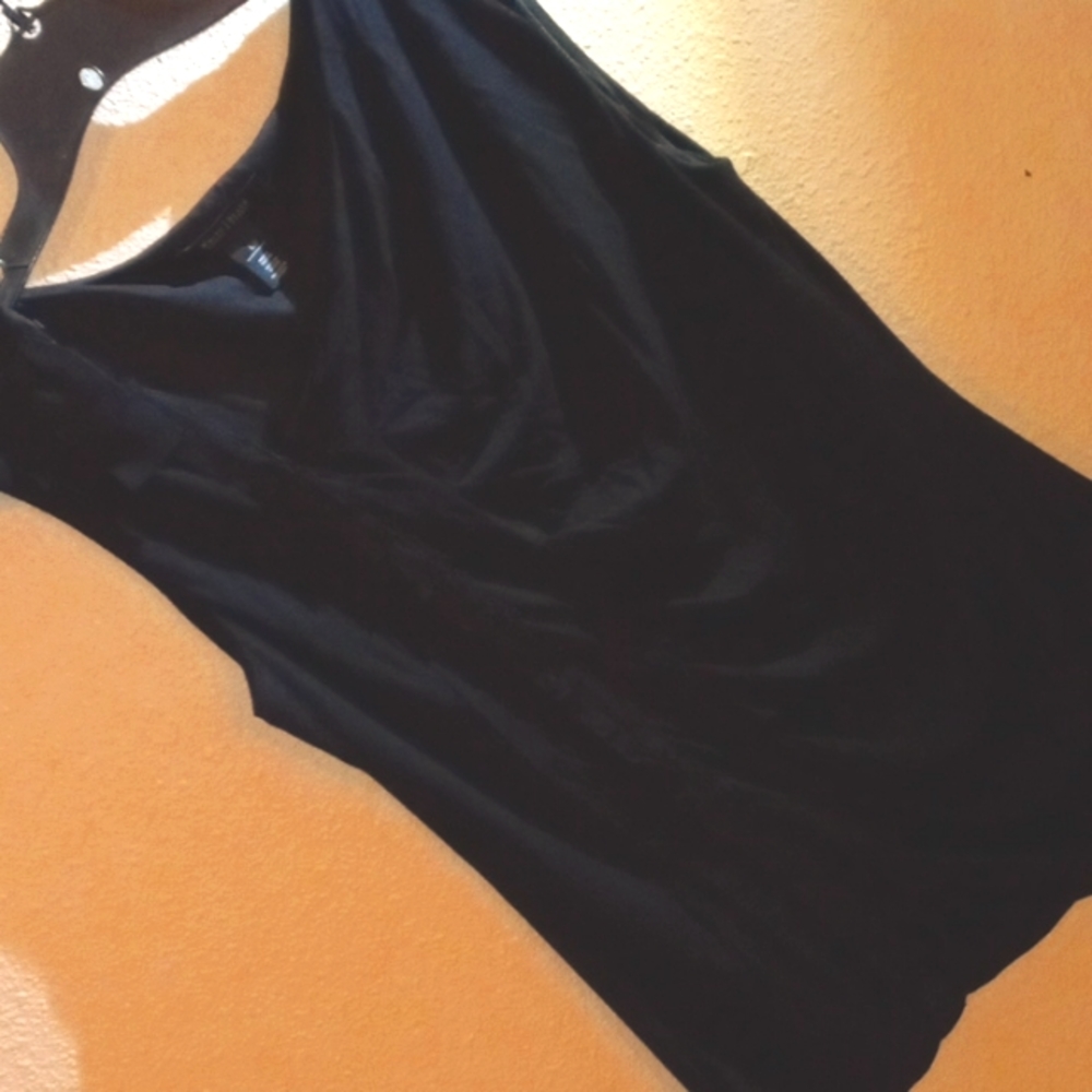 Whitehouse black market top